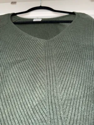 Abercrombie Sweater thumbnail 4