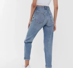 BDG Urban Outfitters High Rise Medium Wash Mom Jeans W27 thumbnail 2