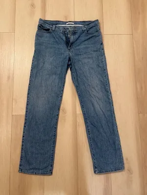 L.L. Bean Vintage Natural Fit Straight Leg Jeans Men's Size 35x34 thumbnail 1
