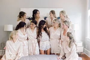 Blush Bridesmaids Robe Pink Size M thumbnail 3