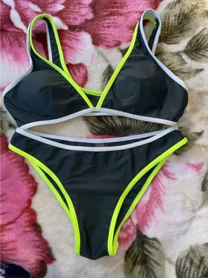 Dark Green Bikini Set Size M thumbnail 1