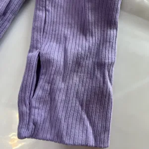 Offline by Aerie Purple Ribbed‎ Ruched Side Cropped Long Sleeve Top Small thumbnail 9