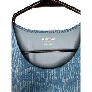 REI Co-op Blue Cropped Athletic Workout Yoga Tank Top thumbnail 2