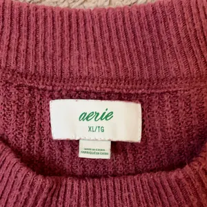 Women’s Aerie XL Oversized Burgundy Crewneck Sweater thumbnail 2