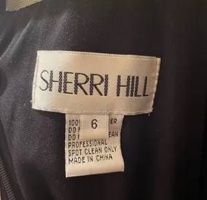 Sherri Hill Black Prom Dress thumbnail 5