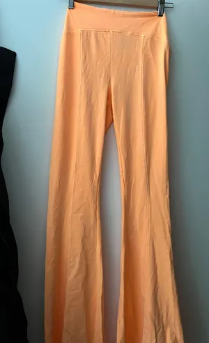 Urban Outfitters thumbnail 1