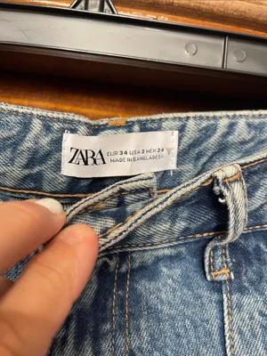 Zara Baggy low slung wide leg Denim Cargo Jeans - Relaxed Fit Size 2 thumbnail 4