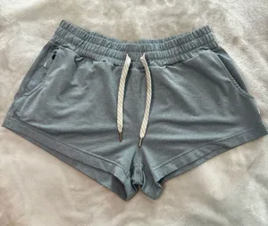 Vuori Shorts Women’s thumbnail 1