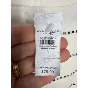 Brand New Ann Taylor Women's Size Small Winter White Pullover Sweater thumbnail 4