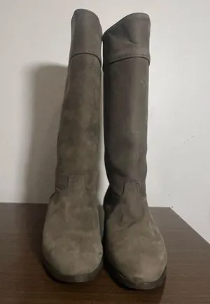LL Bean Suede Riding Boots Tall Taupe Size 8 Made In Canada thumbnail 1