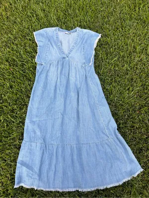 Billy T Lovestruck Denim Lyocell Midi Dress Frayed Trim Blue Size Small $148 thumbnail 4