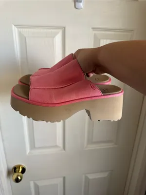 UGG Women's New Heights Platform Slide Sandal In Tropical Pink thumbnail 6