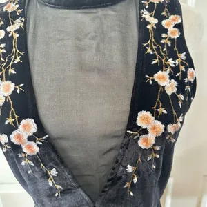Sugar Lips Rebekah velvet sleeveless embroidered top thumbnail 4