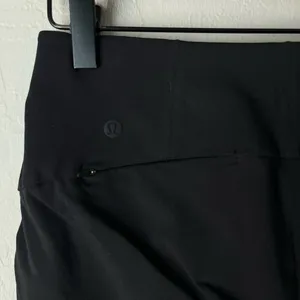 Lululemon in power black pants 4 thumbnail 9