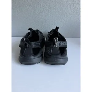 Hoka One One Hopara hiking sandals in Black/Black. Women's US size 8.5. thumbnail 4