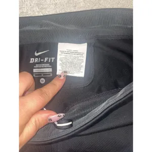 nike womens cropped drawstring leggings capri medium black thumbnail 6