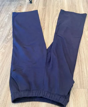 Fabletics Sweatpants thumbnail 1