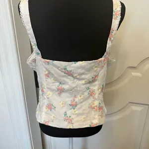 Altar’d State Embroidered Floral Cream Sleeveless Top Hook & Eye Corset NWOT thumbnail 6