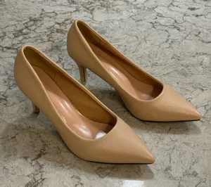 Shein Pointed Toe Heels thumbnail 1