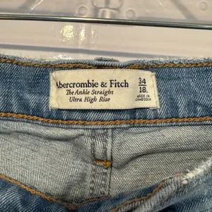 Abercrombie‎ & Fitch Light Blue Straight Leg Jeans thumbnail 2
