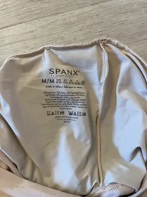 Spanx NWOT NUDE  SHORTS thumbnail 3