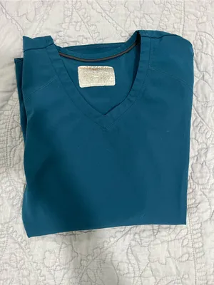 Skechers Caribbean blue V-Neck Short Sleeve Scrub Top with Pockets thumbnail 2