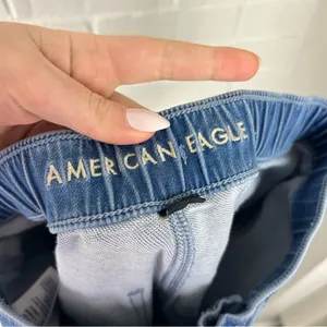 American Eagle Soft Knit Denim Jogger Jeans Size 4 thumbnail 2