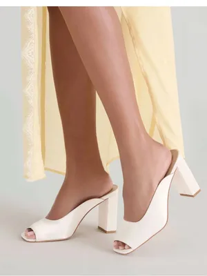 Dolce Vita Sabela Heel NIB White Size 6.5 thumbnail 2