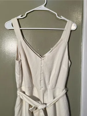 Lush Women’s Size Small Romper Sleeveless V-Neck Ivory White Button Belted Zip thumbnail 2