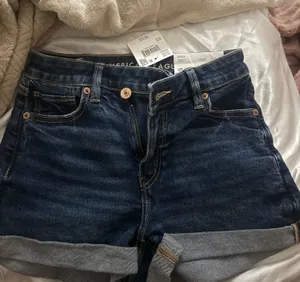 American Eagle Shorts thumbnail 1