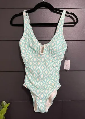 SHADE & SHORE One Piece Swimming Suit NWT Full Seat Coverage Women’s Sz XS thumbnail 1