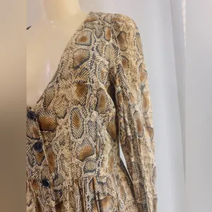 Zara snake print dress size medium has pockets NWT thumbnail 6