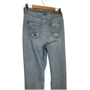 American Eagle Jeans Womens 8 Curvy Mom Jean 90s Distressed Light High Rise Blue thumbnail 13
