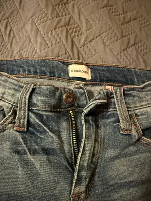 Sneak Peak Jeans thumbnail 4