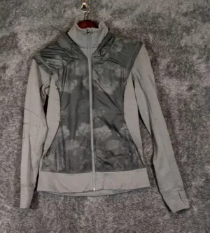 Lululemon snug printer Heather gray jacket Packable Hood  size 6 thumbnail 1