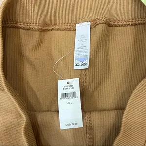 NWT Aerie 2- piece tan ribbed bootyshorts sports bra sz Medium Large shortie thumbnail 3