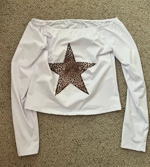 Amazon Off the shoulder Y2K long sleeve thumbnail 1
