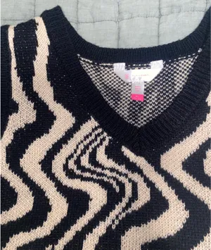 No Boundaries Sweater Vest thumbnail 2