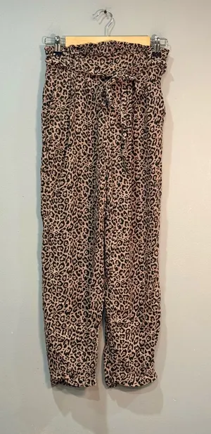 American Eagle Leopard Tie Waist Casual Pants Size S EUC thumbnail 1