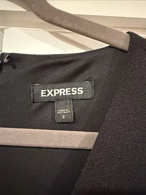 Express‎ Black V-Neck Sleeveless Wide-Leg Jumpsuit size 2 thumbnail 5