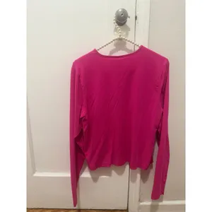 Skims Size 2X Cropped Long Sleeve T-Shirt Top AP-LGS-1370 Raspberry Shirt NWT thumbnail 6
