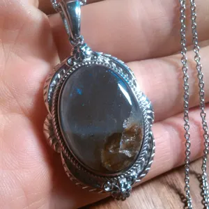 Madagascar Fire Labradorite Feather Stainless Steel Pendant Necklace thumbnail 8