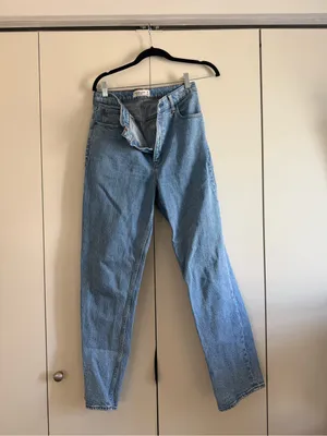 Abercrombie 90s straight ultra high rise thumbnail 4