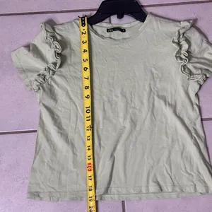 Zara Women Light Green top/Blouse Casual‎ size M. thumbnail 6