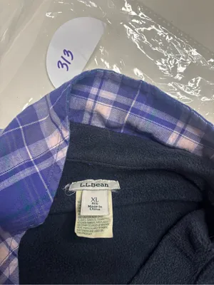L.L. Bean Women’s Fleece Lined Flannel Shirt Size XL Purple Plaid Button Shacket thumbnail 6