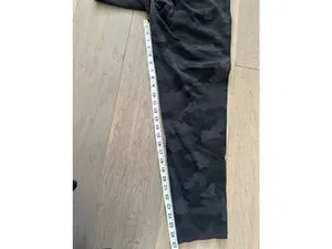Lululemon Black Grey Camo Pants Size 4 thumbnail 9