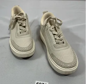 Womans Excellent Cond. Steve Madden Charlie Lace Up Platform Sneakers 8.5 Ivory thumbnail 1