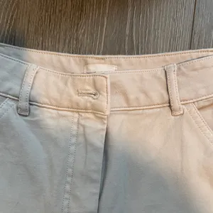 Wilfred Women's Straight Leg Jeans in Cream thumbnail 3