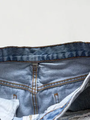 Carmar Los‎ Angeles Size 28 Extreme Distressed Denim Mini Skirt Front Zip thumbnail 3