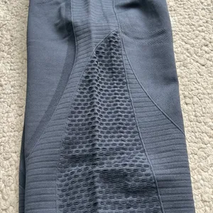 Zyia Active Perforated Performance Legging Women's Size Medium Gray Breathable thumbnail 9